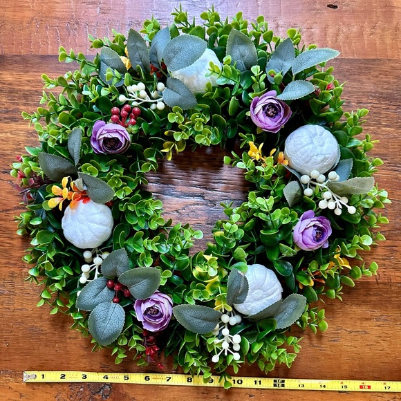 Spring Wreath, 18” - Picture 3 of 5